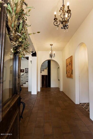 Gorgeous Entry