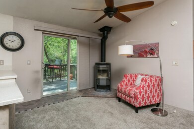 004_Dining Room