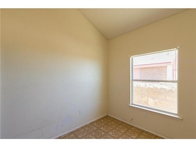 14608 Desierto Lindo Ave, El Paso, TX 79928 - photo 5