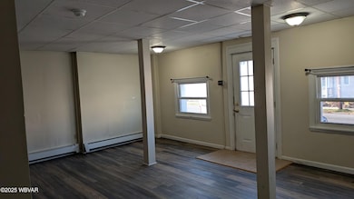832 Franklin St unit FRONT, Williamsport, PA 17701 - photo 3