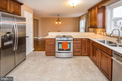 2807 Whitman Ct, Manchester, MD 21102 - photo 6