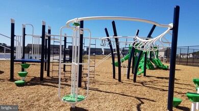 41518 Margrove Cir, Leonardtown, MD 20650 - photo 2