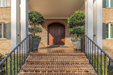 925 Champney, Saint Simons Island, GA 31522 - photo 3