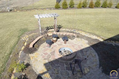 6328 SW 48th Ln, Topeka, KS 66610 - photo 7