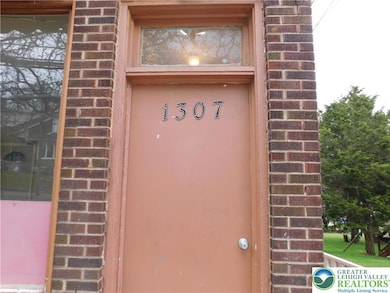 1307 E 4th St unit 1R, Bethlehem, PA 18015 - photo 2