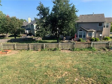 22516 W 53rd St, Shawnee, KS 66226 - photo 6