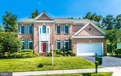 7803 Rose Garden Ln, Springfield, VA 22153 - photo 2