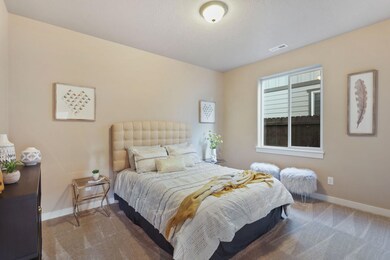 1644 NW Upas Place, Redmond, OR 97756 - photo 4