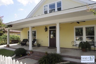 2273 Gruene Lake Dr, New Braunfels, TX 78130 - photo 3