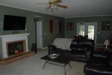 718 Doak Rd, Manchester, TN 37355 - photo 5