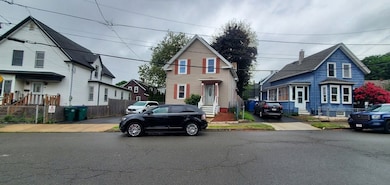 32 Clarendon Ave, Lynn, MA 01902 - photo 3