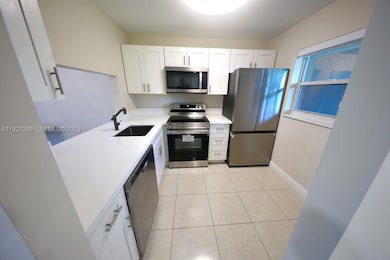 9450 Poinciana Place unit 106, Davie, FL 33324 - photo 5