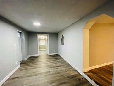 605 S Disston Ave, Tarpon Springs, FL 34689 - photo 4