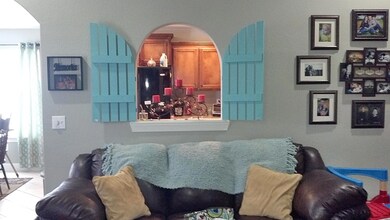 Living room to Kitchen