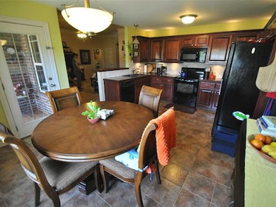 383 Brandon Loop, Springdale, AR 72762 - photo 6