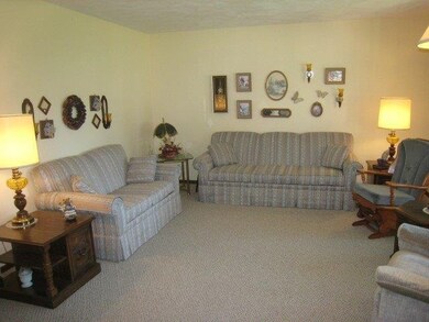 904 Pleasant Ave, Waupun, WI 53963 - photo 2