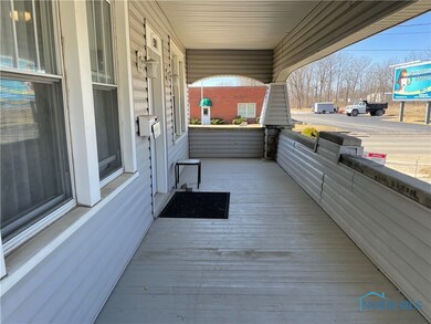 621 W Lincoln St, Findlay, OH 45840 - photo 3
