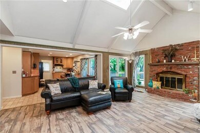 12717 W 82nd St, Lenexa, KS 66215 - photo 3