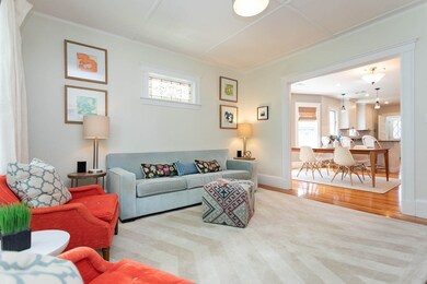 42 Trowbridge St, Arlington, MA 02474 - photo 4