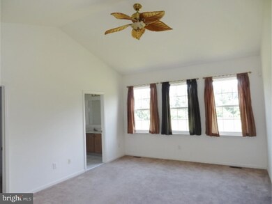 331 Wheatsheaf Dr, New Castle, DE 19720 - photo 7