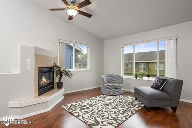 05-Living Room-2655