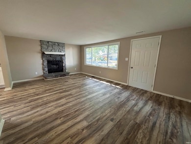 13542 Fairview Dr, Grabill, IN 46741 - photo 5