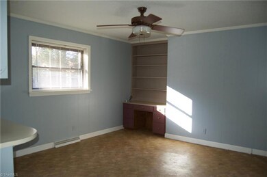 1907 Sewell Dr, Asheboro, NC 27203 - photo 6