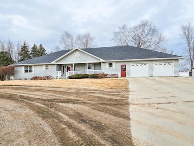 Horseshoe driveway