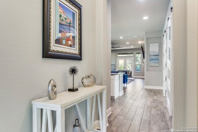 29043 Front Gate, Fair Oaks Ranch, TX 78015 - photo 4