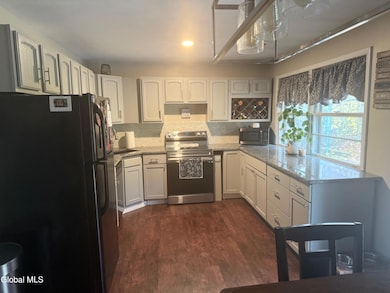 752 7th Ave, Troy, NY 12182 - photo 6