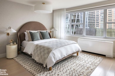 155 W 68th St unit 2006, New York, NY 10023 - photo 4