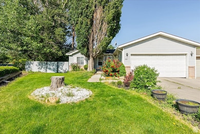 1687 Kylee Ln, Ogden, UT 84404 - photo 2