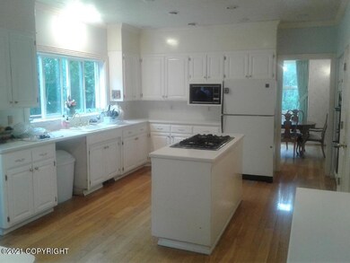 8660 E Empire Cir, Wasilla, AK 99654 - photo 2