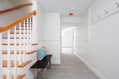 441 Lowell Ave unit 441, Newton, MA 02460 - photo 6