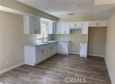 1568 E 117th Place, Los Angeles, CA 90059 - photo 2