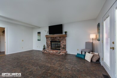 Family Room/Den