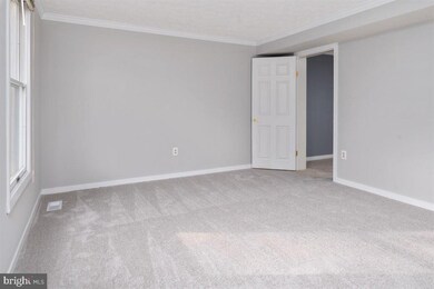 5555 Hunting Horn Dr, Ellicott City, MD 21043 - photo 7