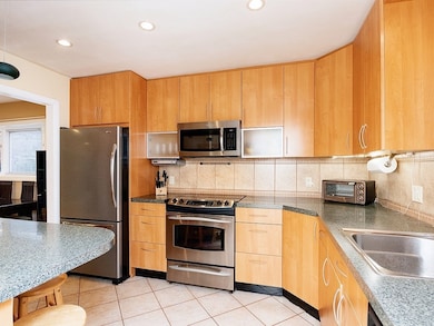 25 Williams St unit 4, Brookline, MA 02446 - photo 3