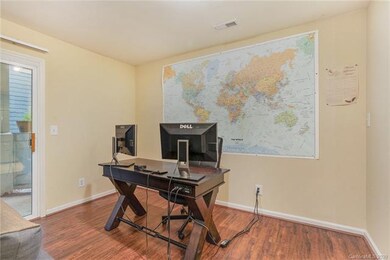 Flexible space for a home office or even a dining 