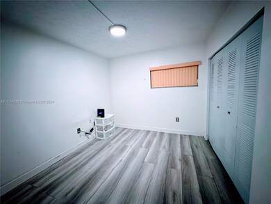 6070 W 18th Ave unit 209, Hialeah, FL 33012 - photo 4