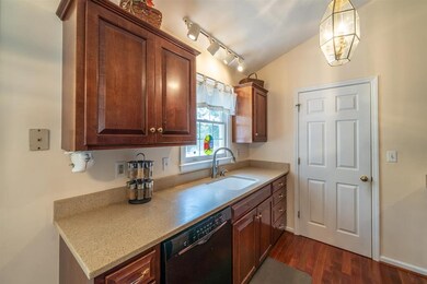 1715 Park Lawn Dr, Harrisonburg, VA 22801 - photo 7