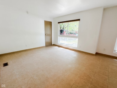 9438 Conried Dr, Indianapolis, IN 46235 - photo 7
