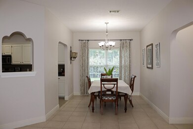 Formal Dining