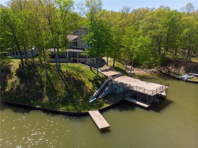 8236 E Twin Oaks Dr, Effingham, IL 62401 - photo 6