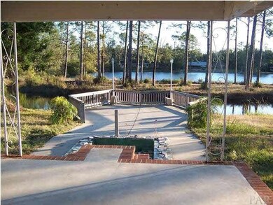 2555 Franciscan Dr, Pensacola, FL 32526 - photo 7