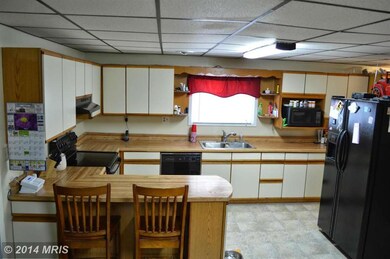 537 W Piedmont St, Keyser, WV 26726 - photo 6