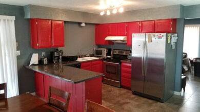 Large Open Kitchen!