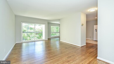 11021 Saffold Way, Reston, VA 20190 - photo 5