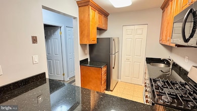 5817 Cove Landing Rd unit 301, Burke, VA 22015 - photo 6