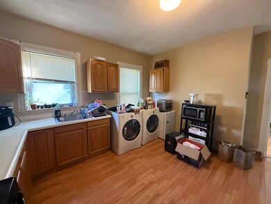 107 Bloomfield St unit 2, Dorchester Center, MA 02124 - photo 2